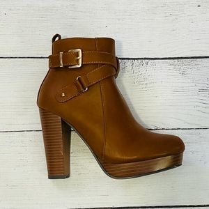 Ladies carmel brown top moda heel boots